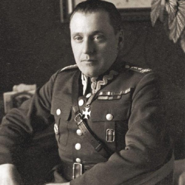 Stanisław Maczek w stopniu pułkownika Wojska Polskiego