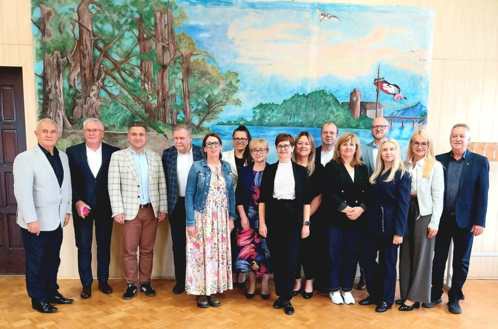 Wyjazdowe posiedzenie Komisji w murach naszej szkoły Wyjazdowe posiedzenie Komisji w murach naszej szkoły