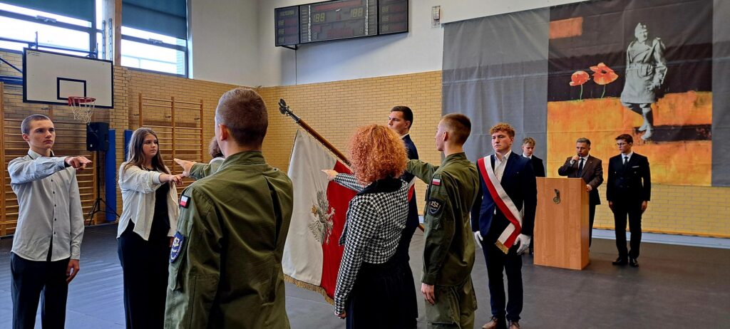 Ślubowanie klas pierwszych