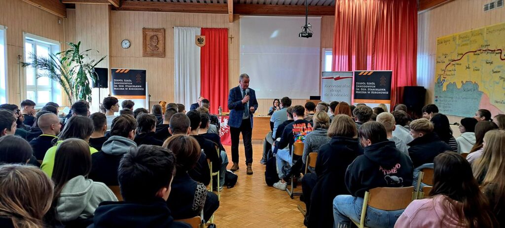 Konferencja historyczna z&nbsp;okazji 107. rocznicy podpisania rozejmu w&nbsp;Trewirze