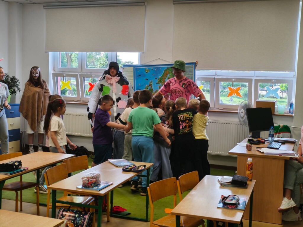 „Starsi opowiadają, młodzi słuchają”