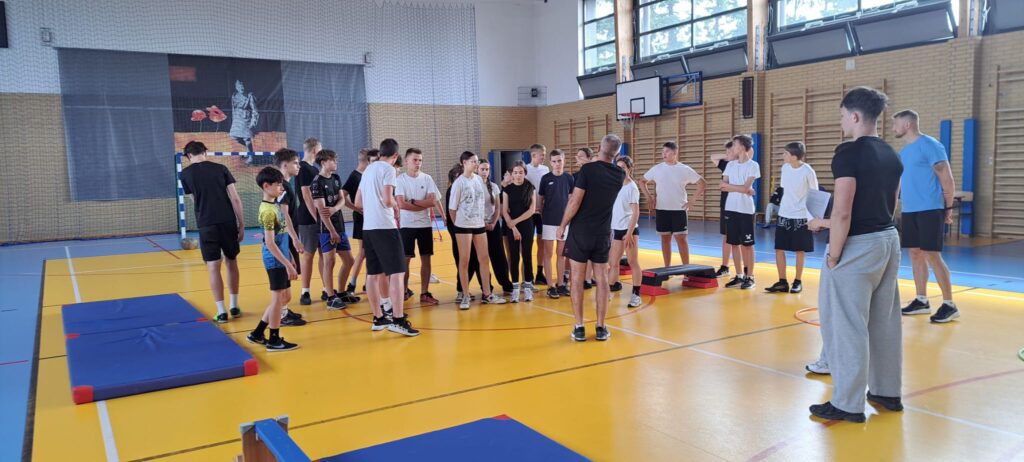 „Dzień Sportu” dla uczniów klas ósmych